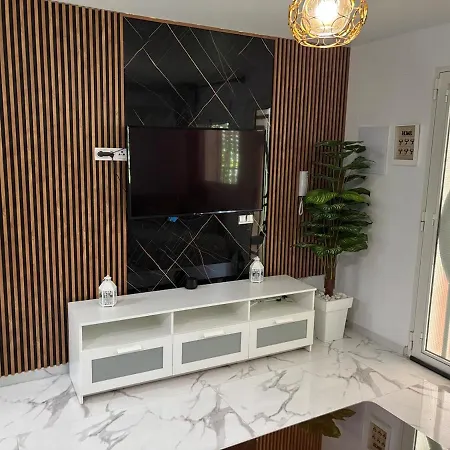 Evans Realty Ce Moderno Espacioso *