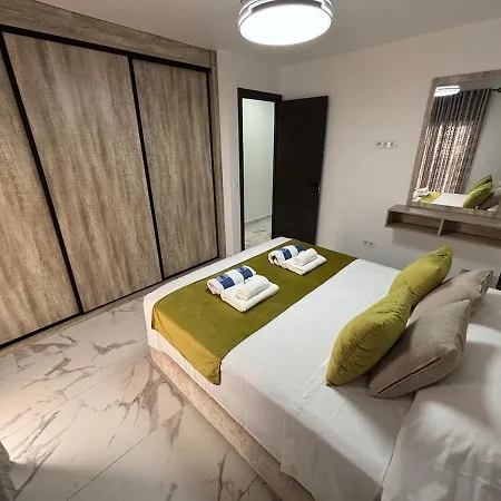 Apartamento Evans Realty Ce Moderno Espacioso