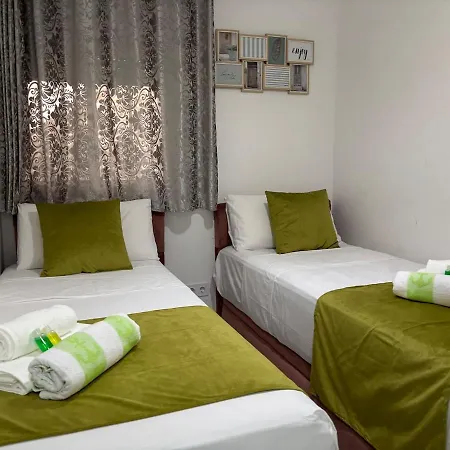 Lägenhet Evans Realty Ce Moderno Espacioso Fuengirola