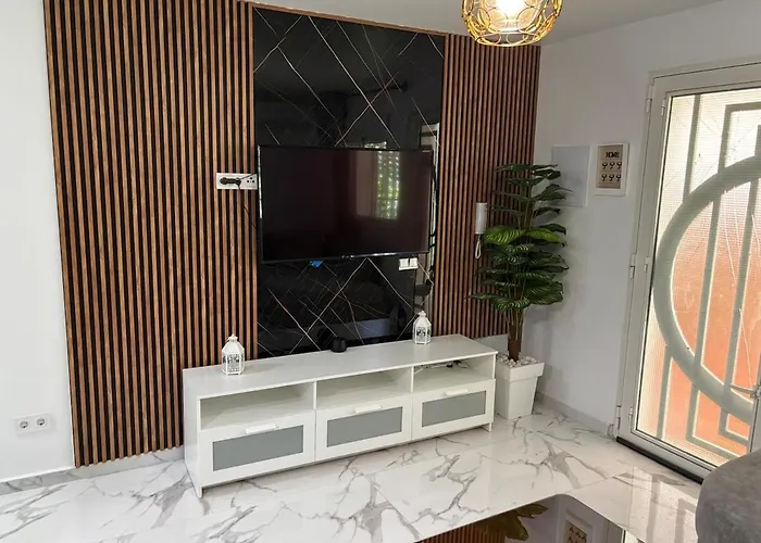 Evans Realty Ce Moderno Espacioso *