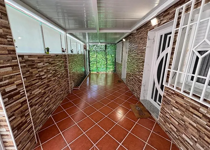 Evans Realty Ce Moderno Espacioso Fuengirola