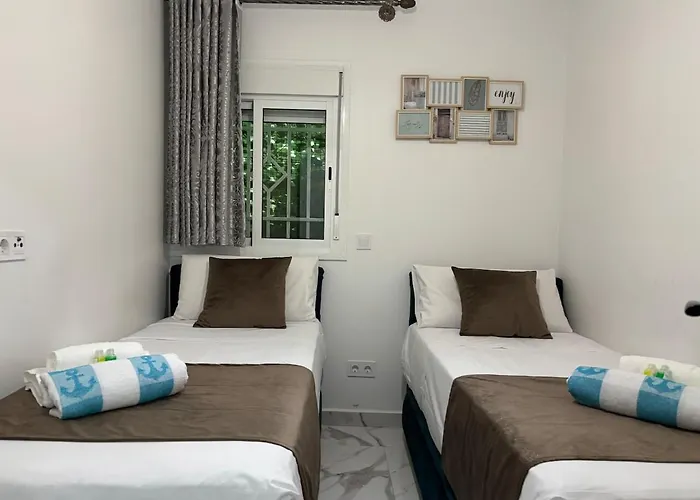 Evans Realty Ce Moderno Espacioso Fuengirola