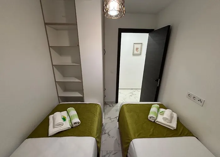 Apartment Evans Realty Ce Moderno Espacioso *