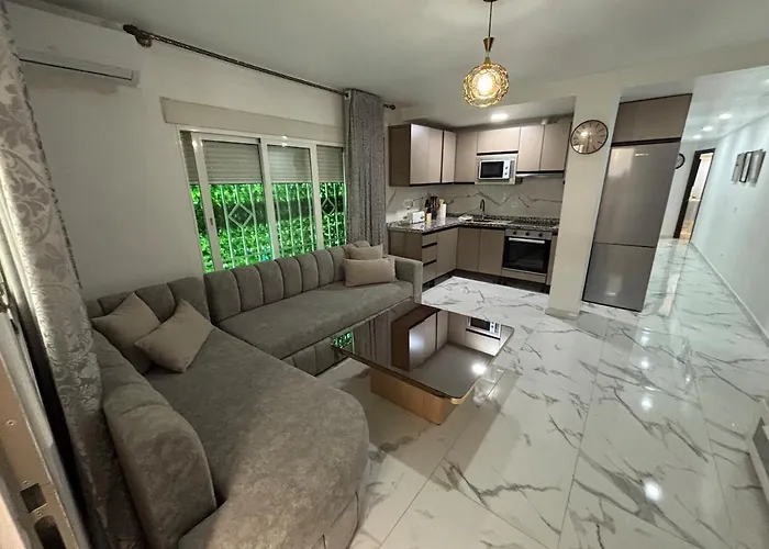 Evans Realty Ce Moderno Espacioso *