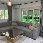 Evans Realty Ce Moderno Espacioso Apartment *